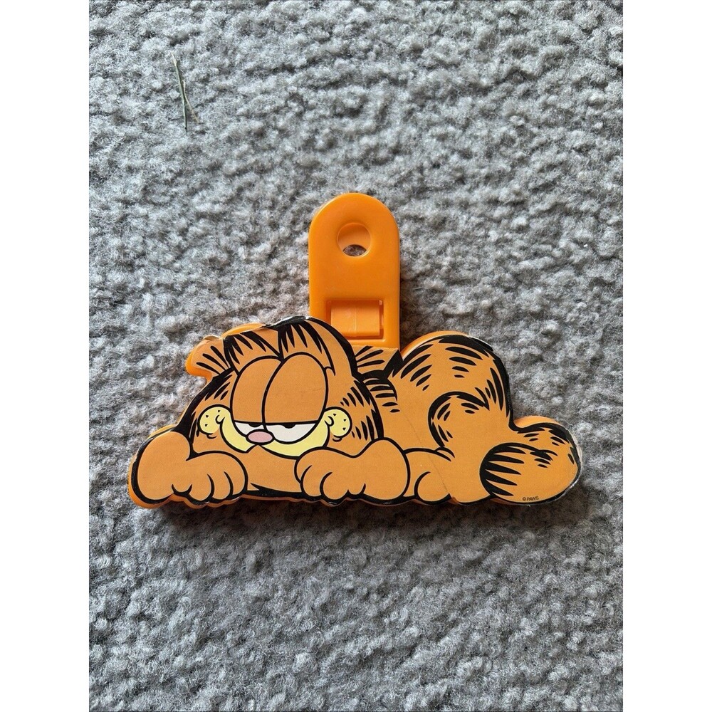 Vintage 90s Garfield Bag Clip/Chip Clip Garfield Cat